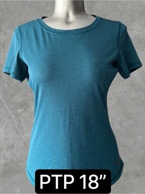 💟The North Face Women's Teal Short Sleeve Top